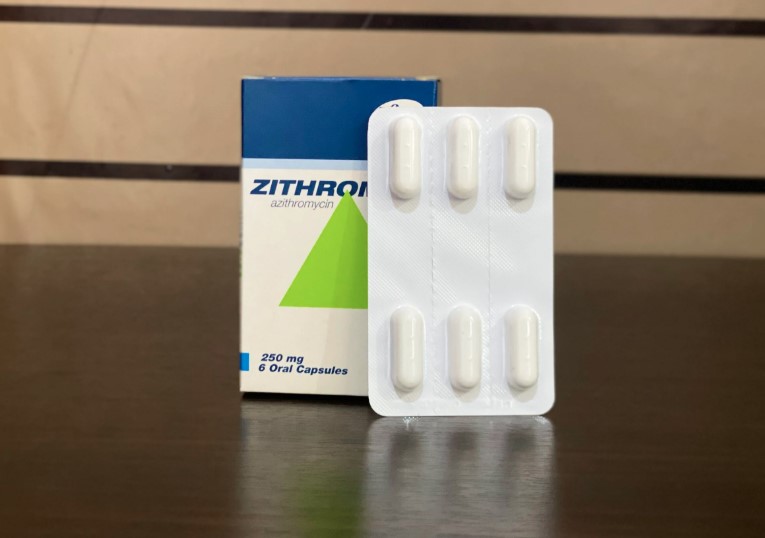 إنتاج شركة الحكمة.. هيئة الدواء تحذر من عبوات مغشوشة لمضاد حيوي شهير